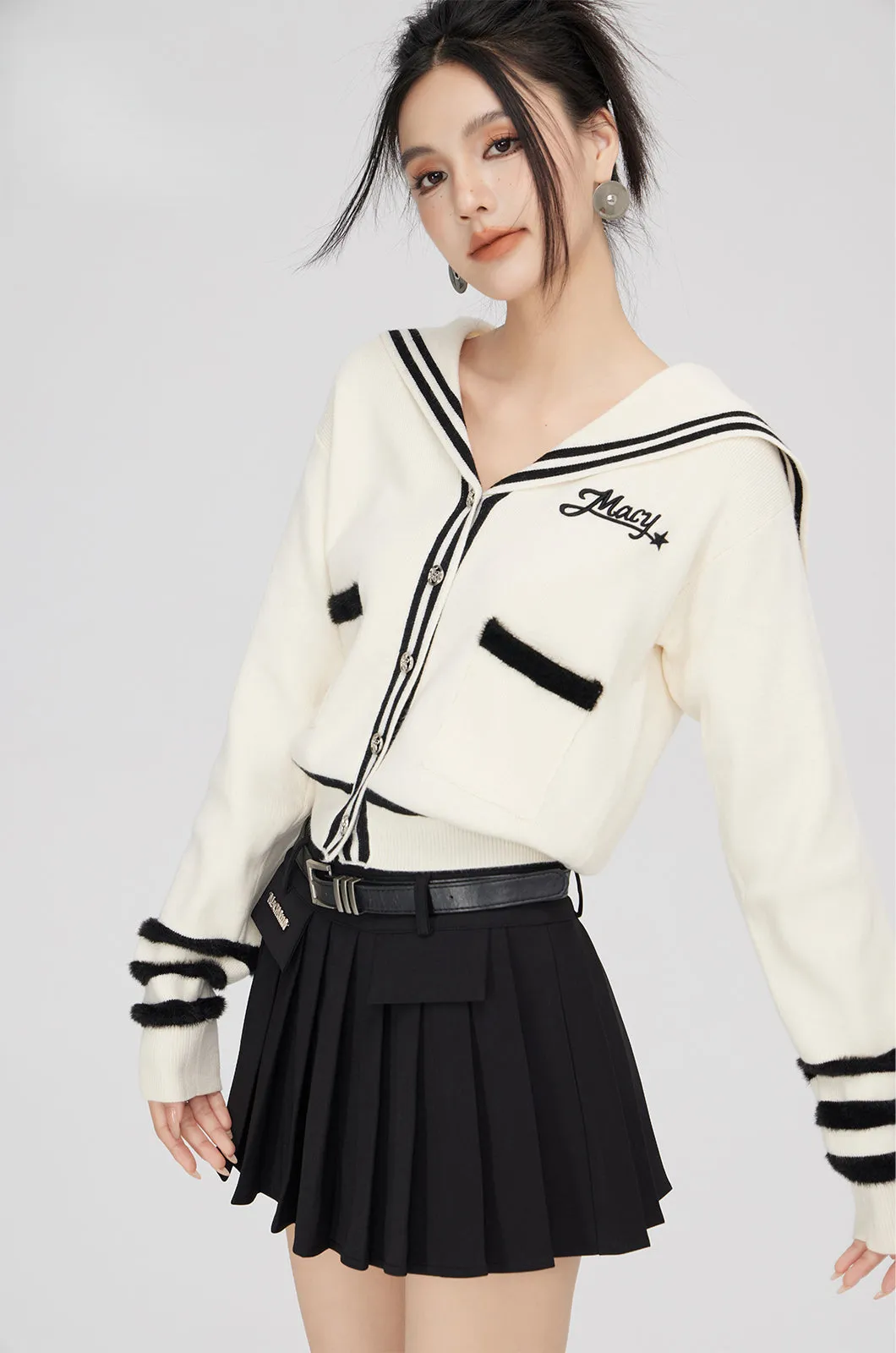 Black & Off-white Patchwork Lapel Sweater