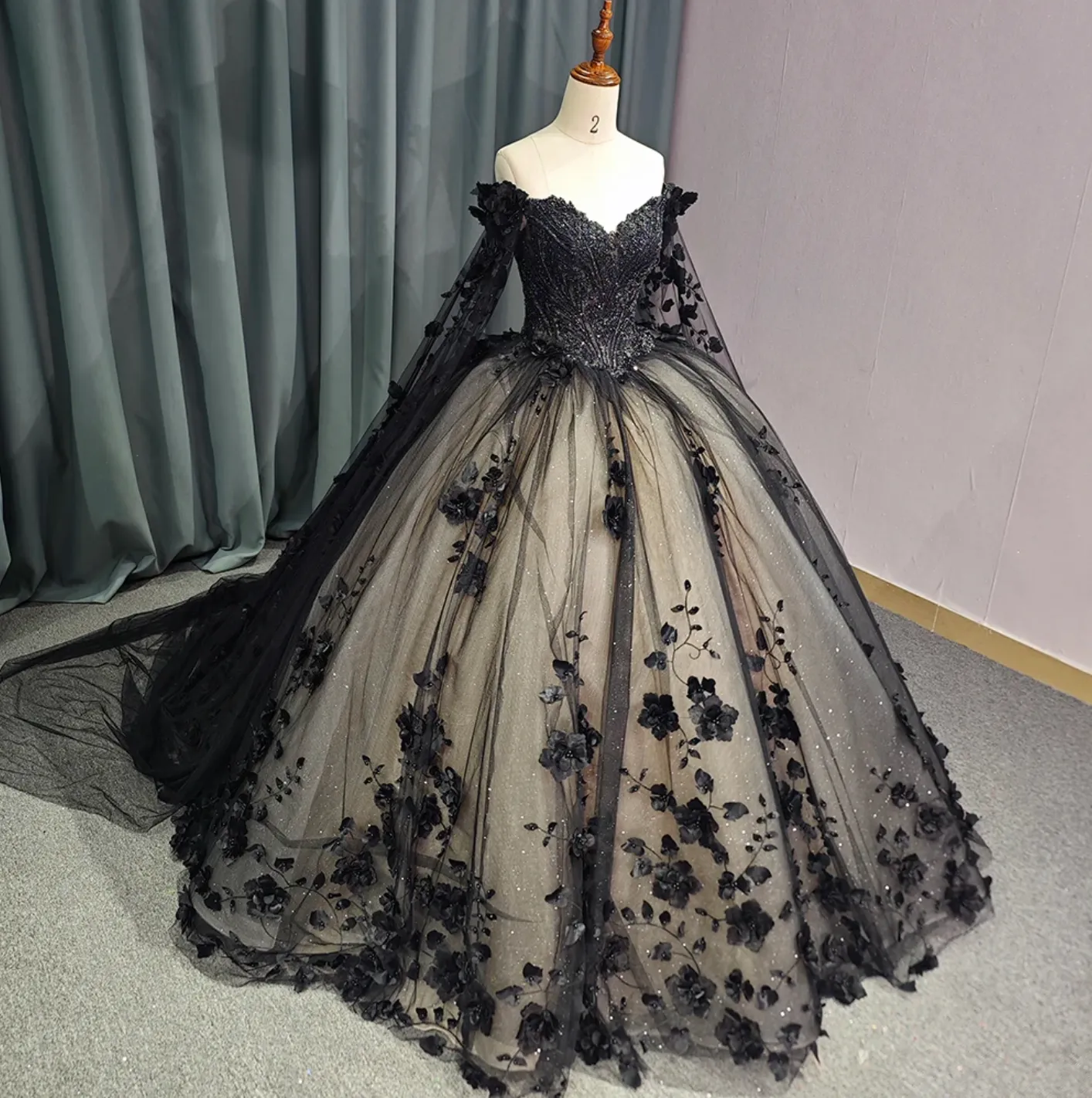 Black Sweetheart Quinceanera Dress Ball Gown Off The Shoulder Tulle Organza Beads Crystal Cape Sleeve