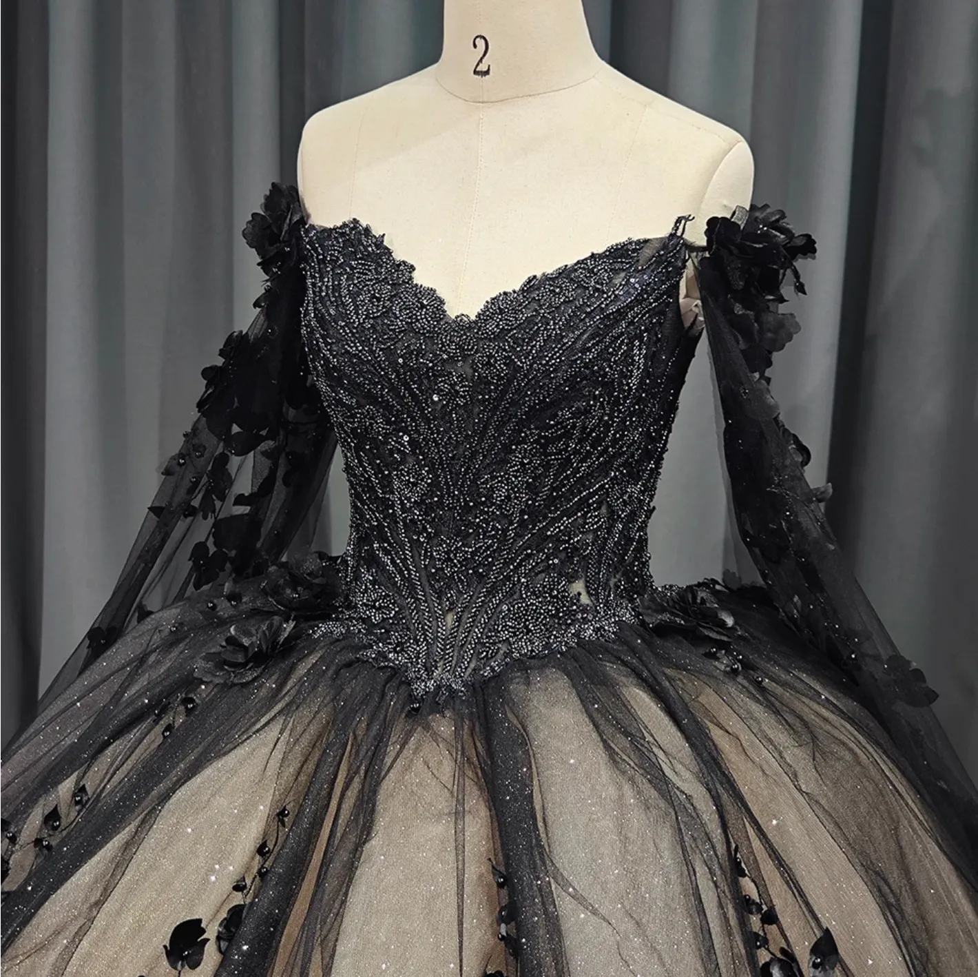 Black Sweetheart Quinceanera Dress Ball Gown Off The Shoulder Tulle Organza Beads Crystal Cape Sleeve