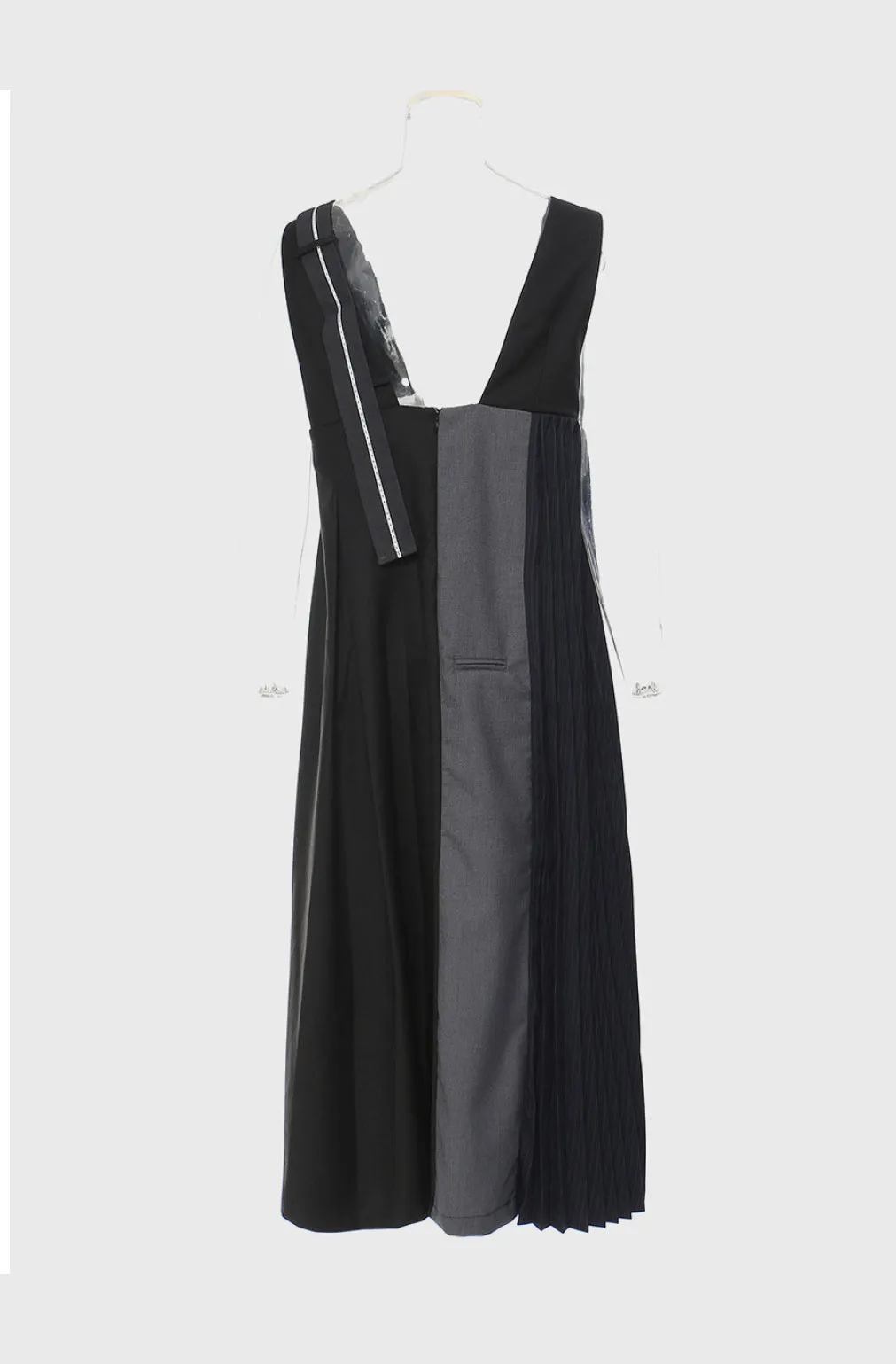 Contrast Pleated Zip-Back Pinafore Dress