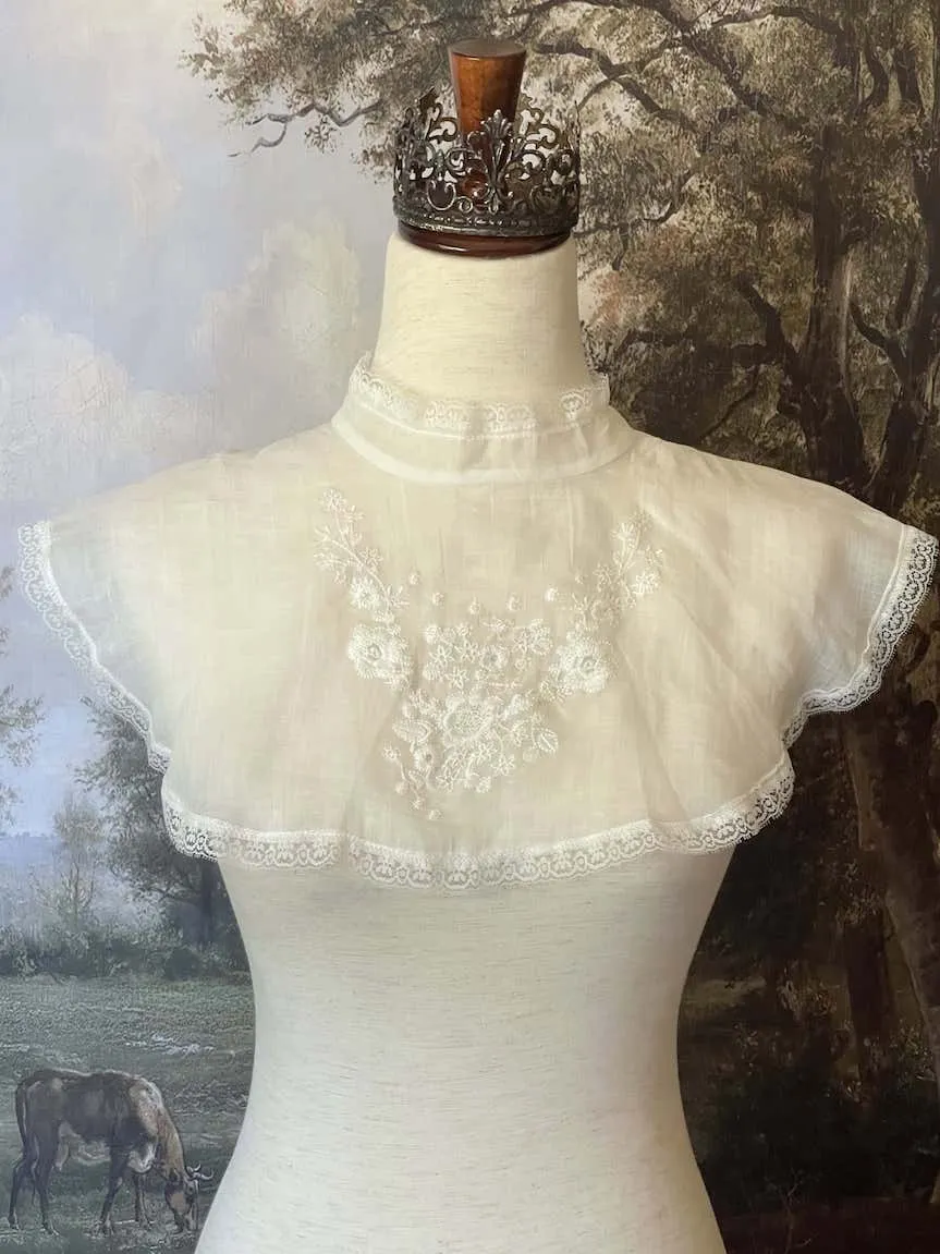 Edwardian Inspired Floral Embroidery Linen Capelet Collar in White