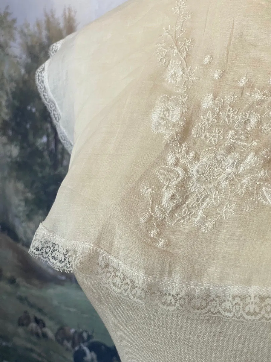 Edwardian Inspired Floral Embroidery Linen Capelet Collar in White