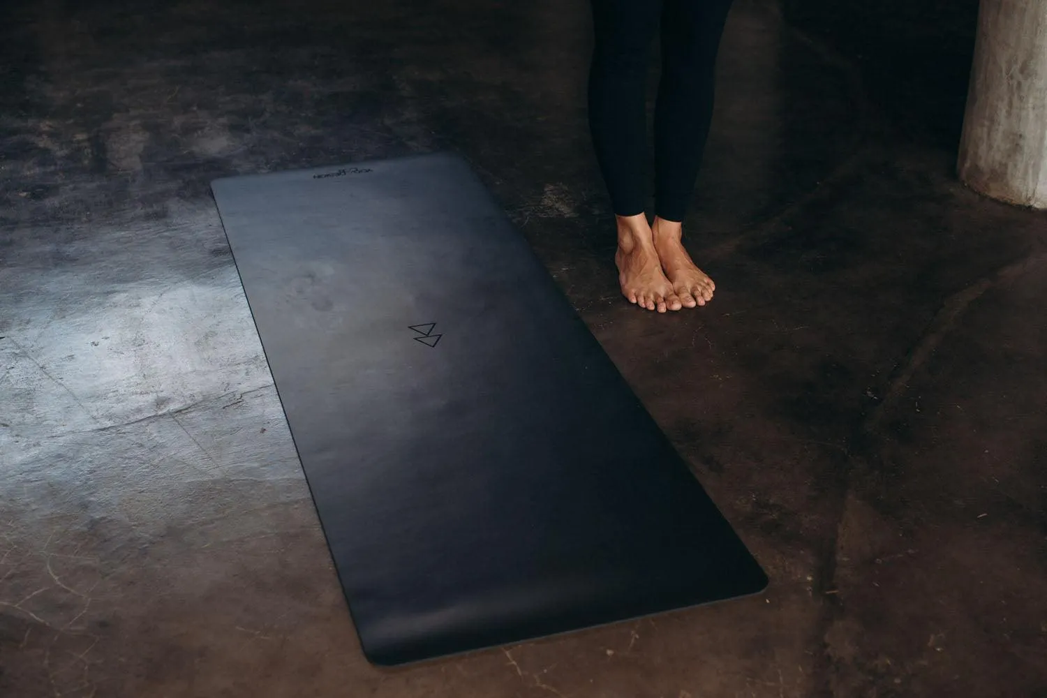 Infinity Yoga Mat - 5mm - Black/Night - Anti-Slip Yoga Mat for Poses & Grip