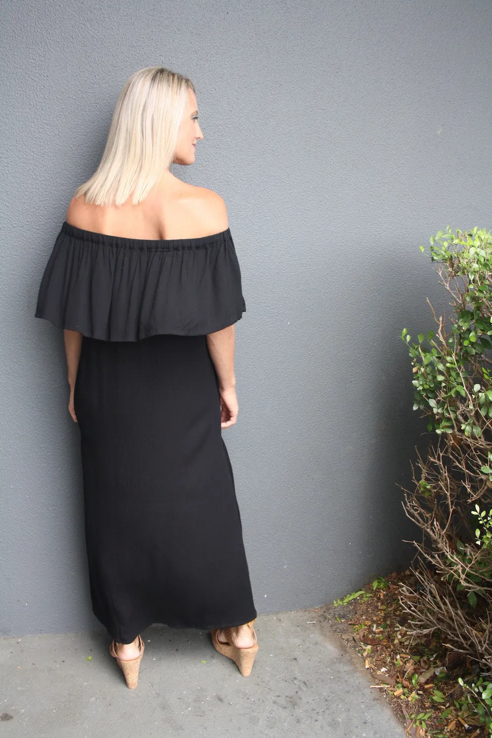 Love The Frill Maxi In Black