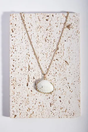 Pearl And Shell Gold Chain Necklace