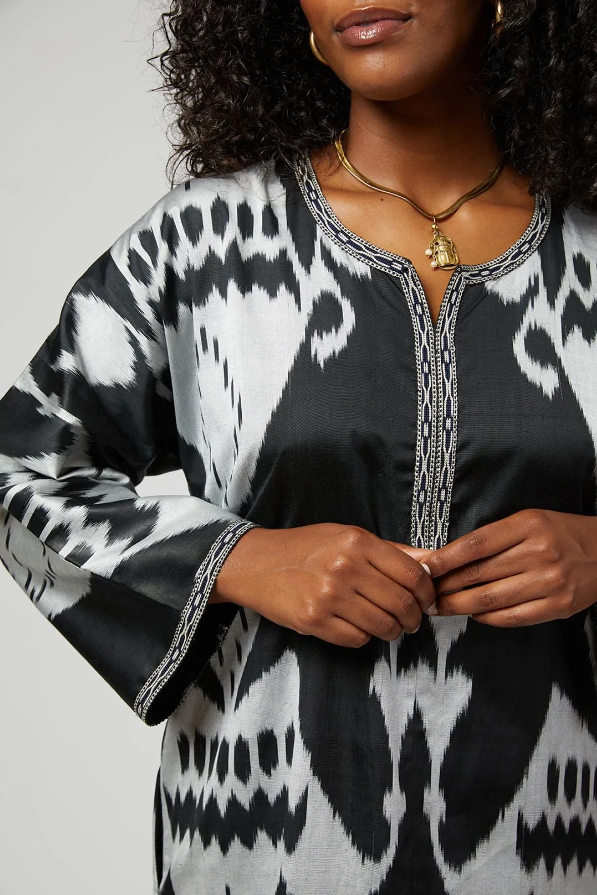 Regina Silk Ikat Kaftan /  Maxi-Dress - Black, Silver