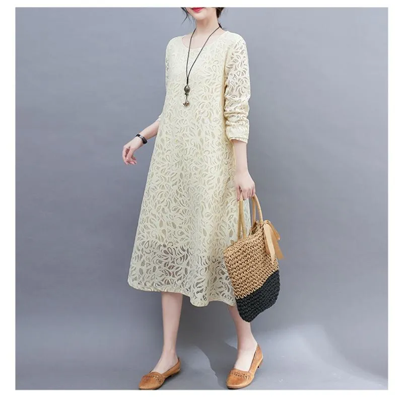 Slimming Lace Round Neck Solid Color Quality Plus Dress