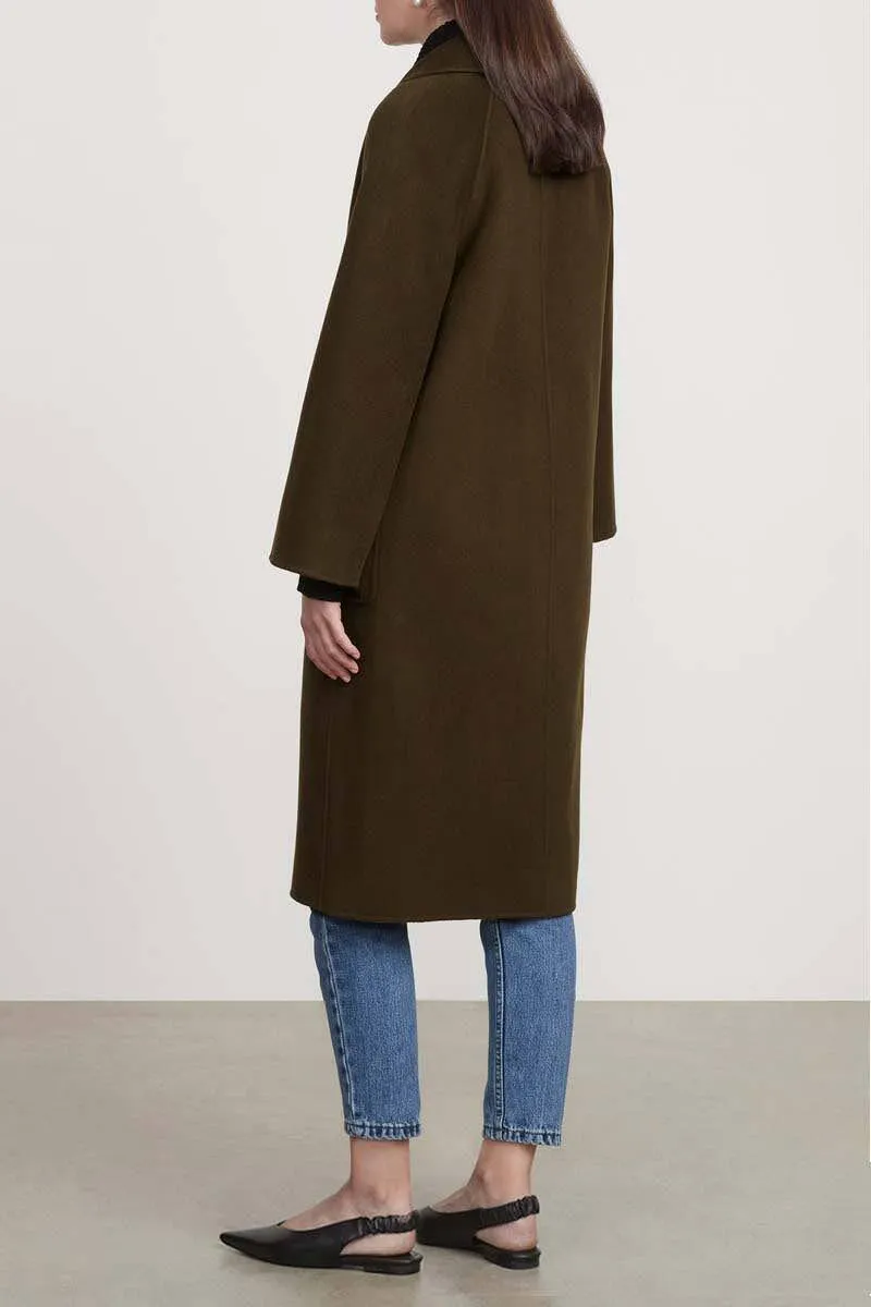 THE CLASSIC COAT - MOSS GREEN