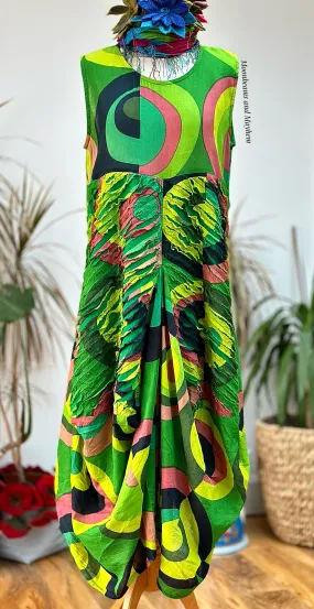 WONDERFUL GREEN ART DRESS / MAXI - REG / PLUS